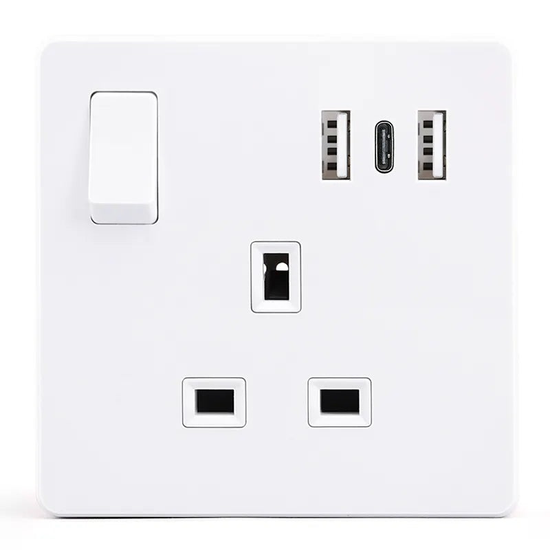 Single White Wall Socket With 2X USB A and USB C Ports