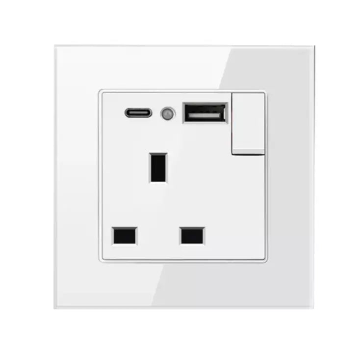 Single White Wall Socket with a USB A and USB C Ports